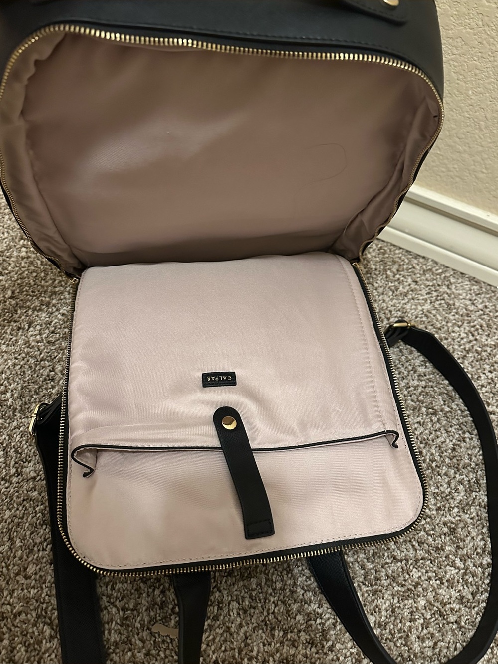 Calpak Kaya 15 inch Laptop Backpack - Picture 4 of 6